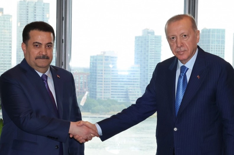 Cumhurbaşkanı Erdoğan, Irak Başbakanı es-Sudani ile Türkevi’nde Buluştu






